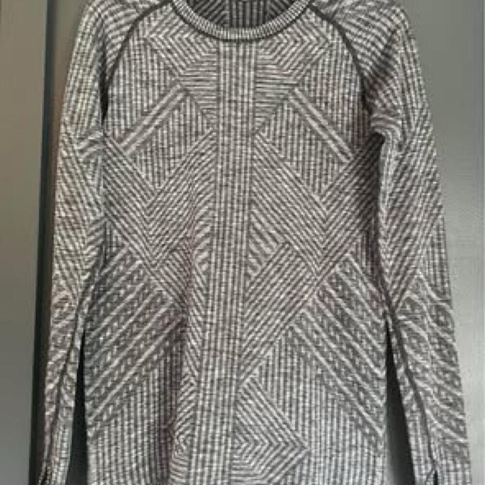 Lululemon Women's multi Shirt